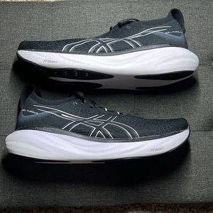 Asics Nimbus Mens US Size 10 2E Width.